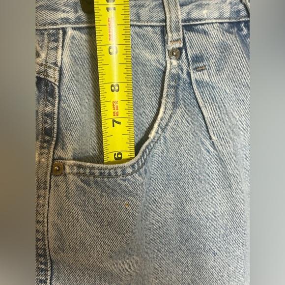 Brittania vintage size 4/6 pleated denim cut hem
427 - Picture 6 of 16